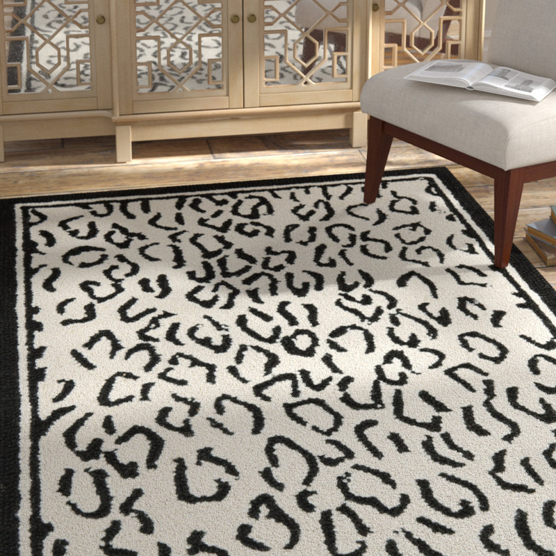 Bloomsbury Market Lesterny Animal Print Looped/HandHooked Wool White